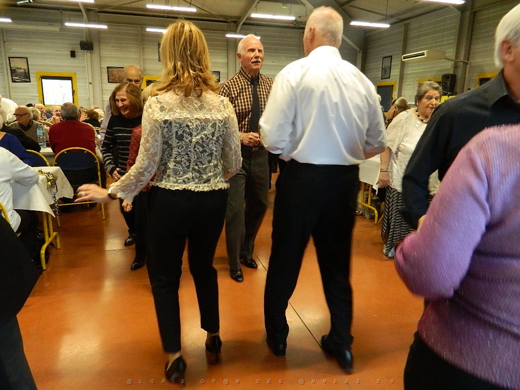 AOBR 2016 01 17 MARSEILLE GATEAU DES ROIS ET LES VOEUX  (14).JPG -                                